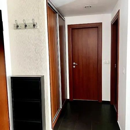 Wood Story - Modern 1Br Apt Near City Center With Parking Bukarest Exterior foto
