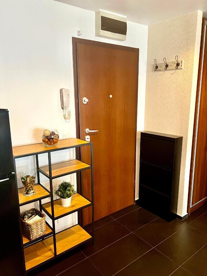 Apartamento Wood Story - Modern 1br Near Center With Parking