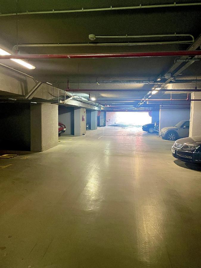Wood Story - Modern 1br Near Center With Parking Bukarest