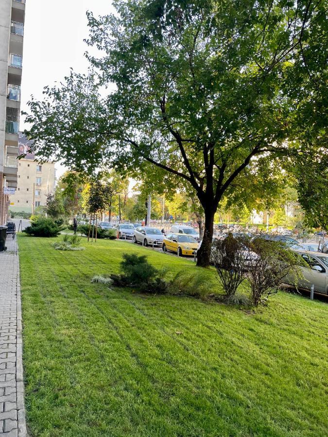 Wood Story - Modern 1br Near Center With Parking Apartment Bukarest