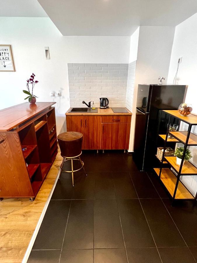 Wood Story - Modern 1br Near Center With Parking *